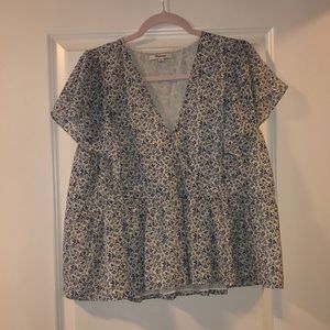 Madewell flutter sleeve v neck blouse, blue floral print